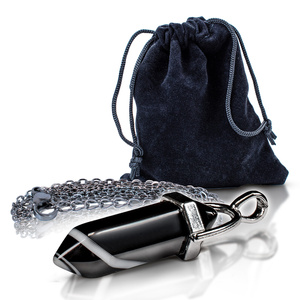 Schwarzer Achat - Anhänger im Beutel + Kette