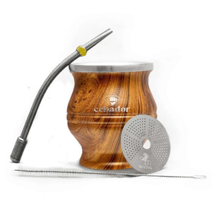 TermoColador – Mate‑Becher + Sieb + Bombilla – Holzfarbe